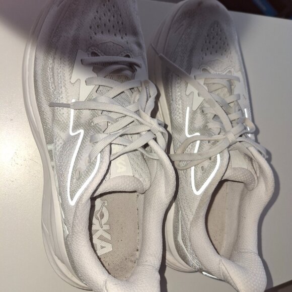 Hoka Womens Clifton 10 size 10B - Picture 1 of 8